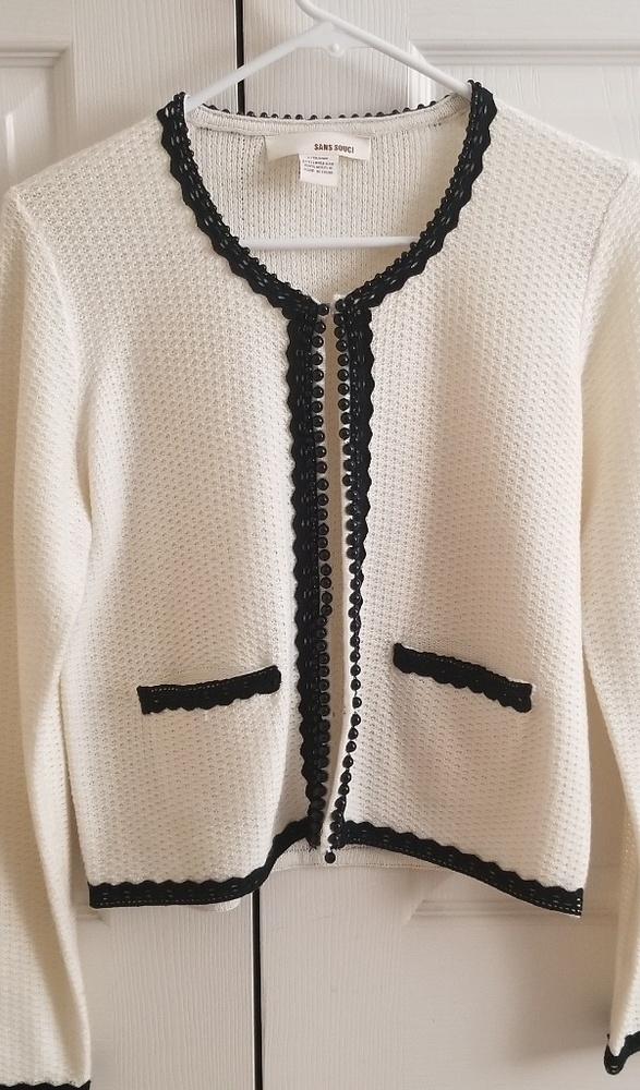 Sans Souci sweater cape